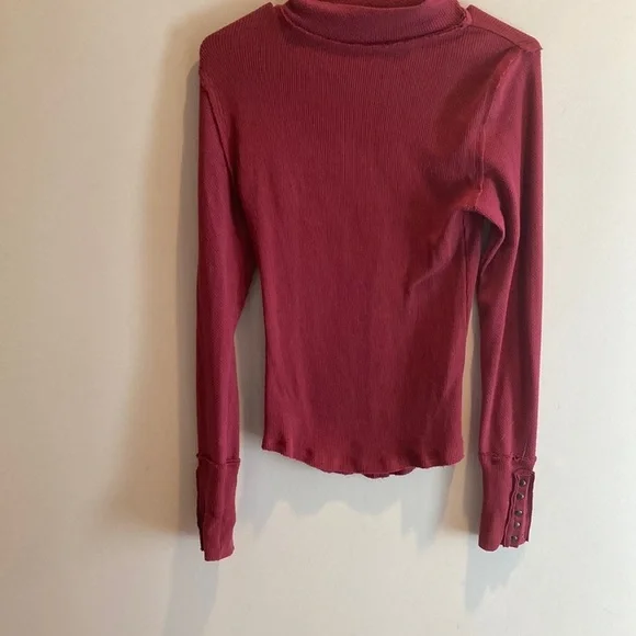 We The Free Red Fitted Ribbed Long Sleeve Top - Picture 1 of 6